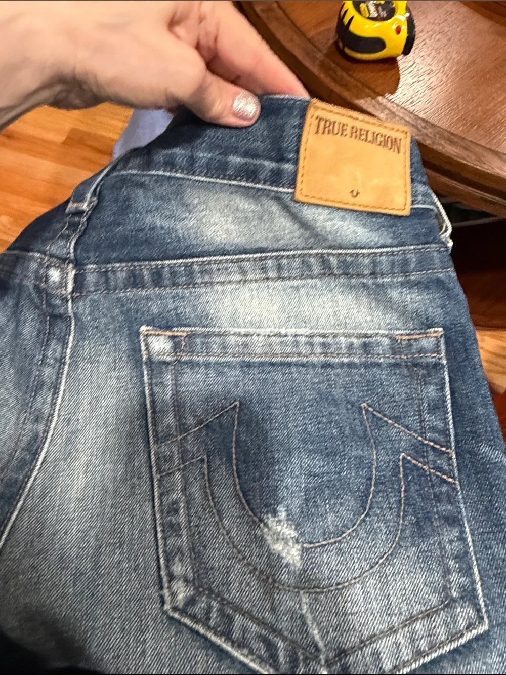 Final sale- True religion-Straight-Fit tapered Distressed Blue Men's Jeans 32